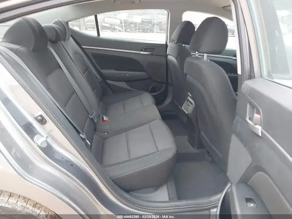 5NPD84LF1JH381881 2018 HYUNDAI ELANTRA - Image 8