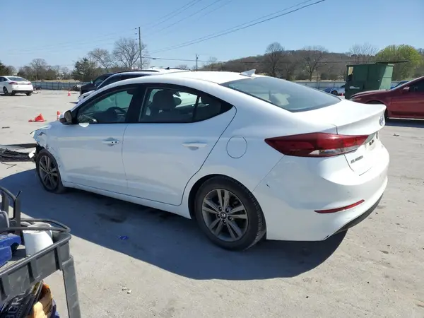 5NPD84LF1JH382352 2018 HYUNDAI ELANTRA - Image 2