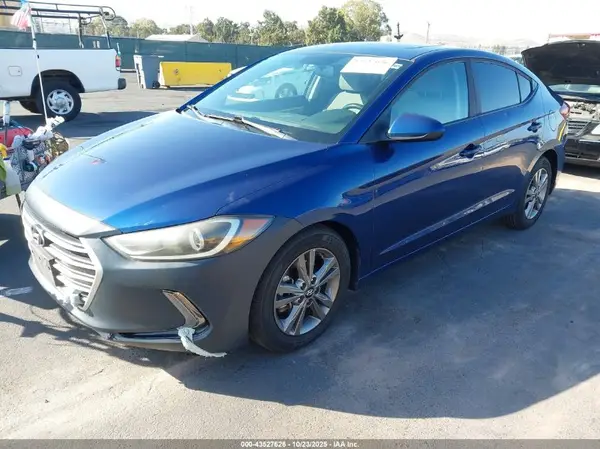5NPD84LF1JH383467 2018 HYUNDAI ELANTRA - Image 2