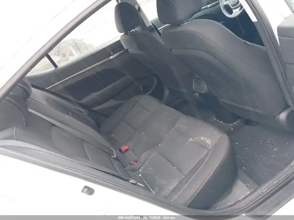 5NPD84LF1JH385445 2018 HYUNDAI ELANTRA - Image 8