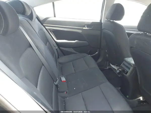 5NPD84LF1JH385784 2018 HYUNDAI ELANTRA - Image 8