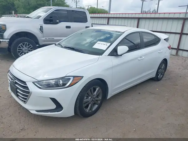 5NPD84LF1JH386465 2018 HYUNDAI ELANTRA - Image 2