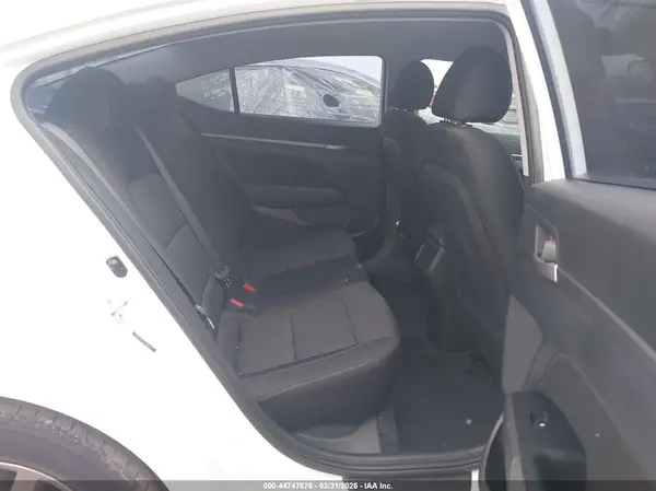 5NPD84LF1JH386465 2018 HYUNDAI ELANTRA - Image 8