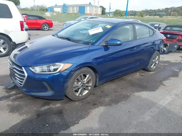 5NPD84LF1JH388703 2018 HYUNDAI ELANTRA - Image 2