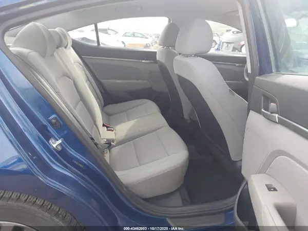 5NPD84LF1JH388703 2018 HYUNDAI ELANTRA - Image 8