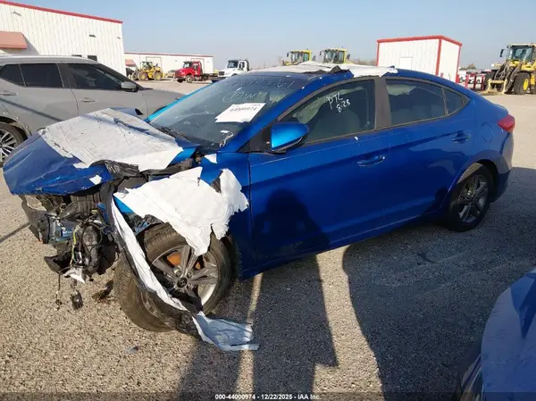 5NPD84LF1JH389253 2018 HYUNDAI ELANTRA - Image 2