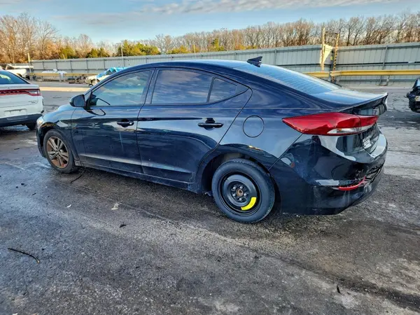 5NPD84LF1JH390838 2018 HYUNDAI ELANTRA - Image 2