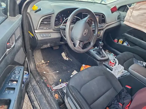 5NPD84LF1JH390838 2018 HYUNDAI ELANTRA - Image 8