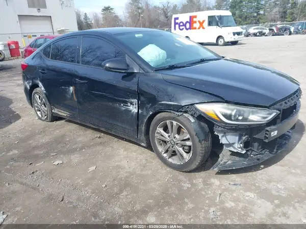 5NPD84LF1JH392279 2018 HYUNDAI ELANTRA - Image 1