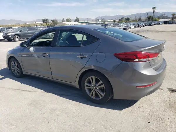 5NPD84LF1JH393125 2018 HYUNDAI ELANTRA - Image 2