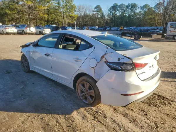 5NPD84LF1JH394050 2018 HYUNDAI ELANTRA - Image 2
