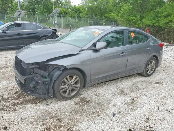 5NPD84LF1JH395067 2018 HYUNDAI ELANTRA - Image 1
