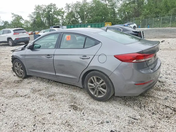 5NPD84LF1JH395067 2018 HYUNDAI ELANTRA - Image 2