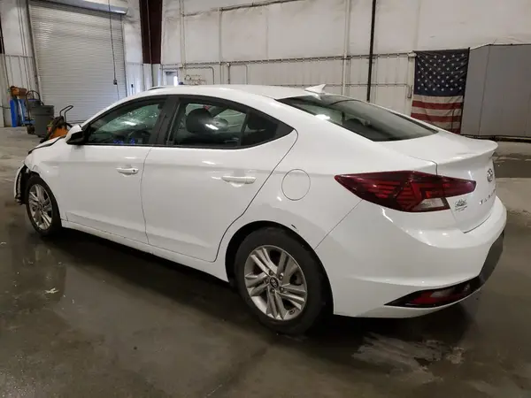 5NPD84LF1KH401533 2019 HYUNDAI ELANTRA - Image 2
