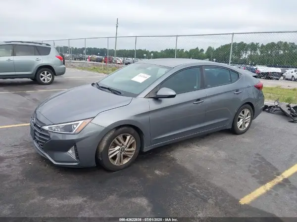 5NPD84LF1KH405128 2019 HYUNDAI ELANTRA - Image 2
