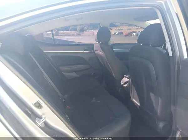 5NPD84LF1KH405615 2019 HYUNDAI ELANTRA - Image 8