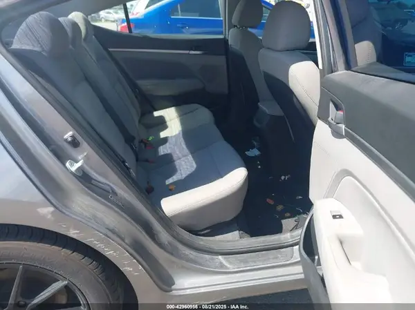 5NPD84LF1KH405632 2019 HYUNDAI ELANTRA - Image 8
