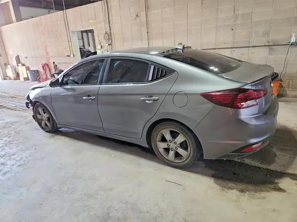 5NPD84LF1KH407395 2019 HYUNDAI ELANTRA - Image 2