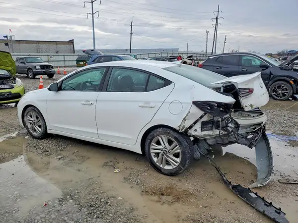 5NPD84LF1KH414492 2019 HYUNDAI ELANTRA - Image 2