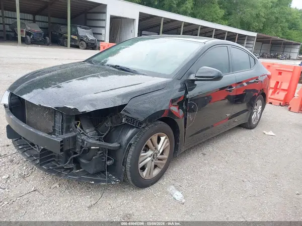 5NPD84LF1KH414556 2019 HYUNDAI ELANTRA - Image 2
