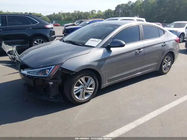 5NPD84LF1KH415304 2019 HYUNDAI ELANTRA - Image 2
