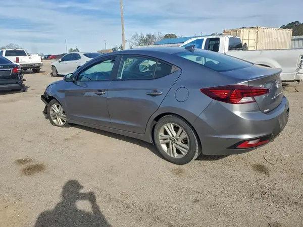 5NPD84LF1KH417084 2019 HYUNDAI ELANTRA - Image 2