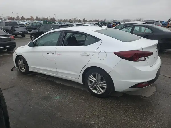 5NPD84LF1KH417635 2019 HYUNDAI ELANTRA - Image 2