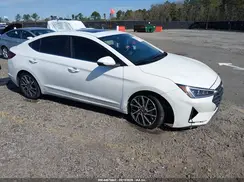 5NPD84LF1KH418963 2019 HYUNDAI ELANTRA