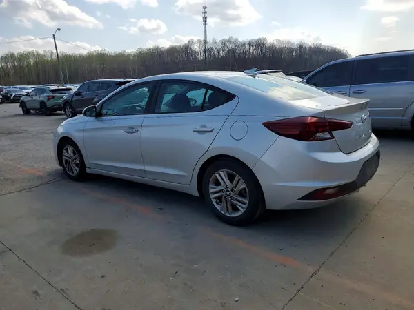 5NPD84LF1KH422981 2019 HYUNDAI ELANTRA - Image 2