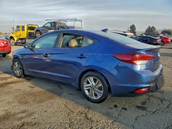 5NPD84LF1KH423127 2019 HYUNDAI ELANTRA - Image 2