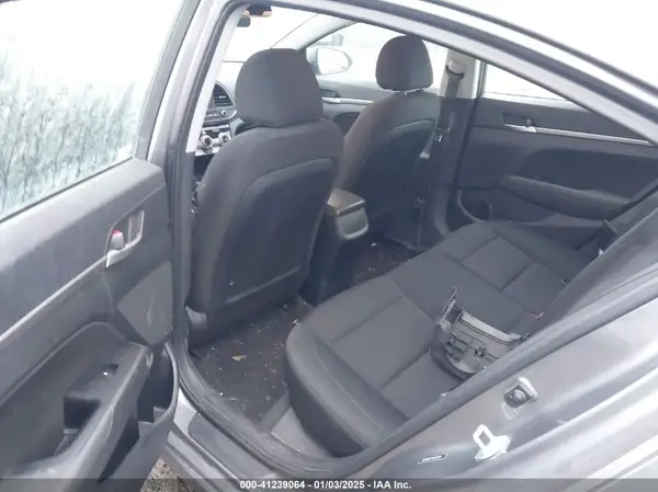 5NPD84LF1KH427419 2019 HYUNDAI ELANTRA - Image 8