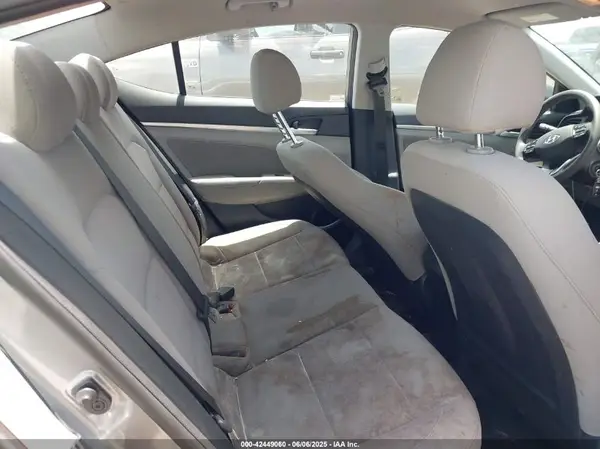 5NPD84LF1KH428490 2019 HYUNDAI ELANTRA - Image 8