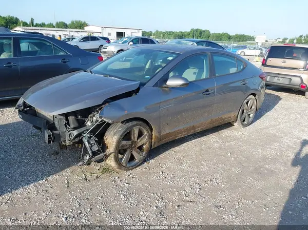 5NPD84LF1KH429462 2019 HYUNDAI ELANTRA - Image 2