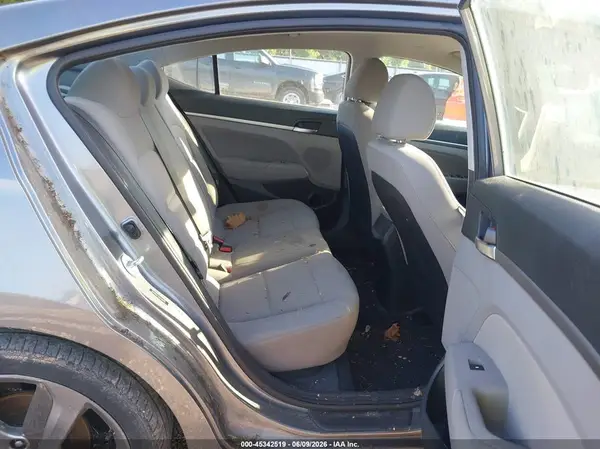 5NPD84LF1KH429462 2019 HYUNDAI ELANTRA - Image 8