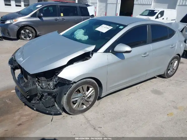 5NPD84LF1KH430188 2019 HYUNDAI ELANTRA - Image 2