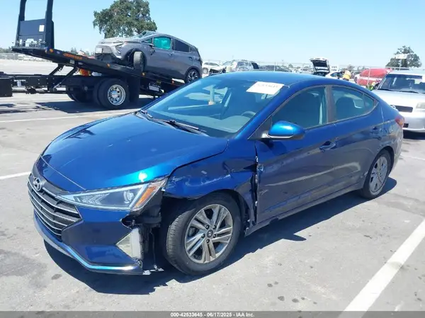 5NPD84LF1KH433978 2019 HYUNDAI ELANTRA - Image 2