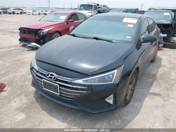 5NPD84LF1KH434256 2019 HYUNDAI ELANTRA - Image 2