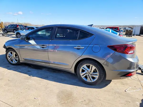 5NPD84LF1KH435231 2019 HYUNDAI ELANTRA - Image 2