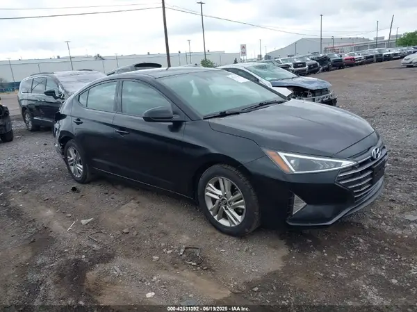 5NPD84LF1KH438775 2019 HYUNDAI ELANTRA - Image 1