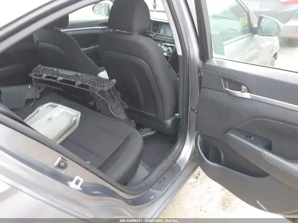 5NPD84LF1KH439151 2019 HYUNDAI ELANTRA - Image 8