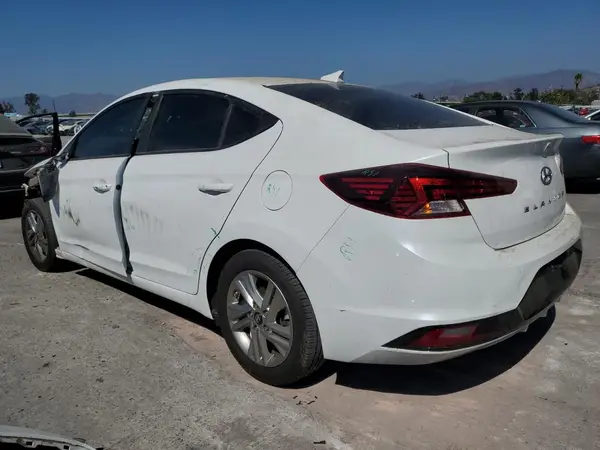 5NPD84LF1KH441188 2019 HYUNDAI ELANTRA - Image 2