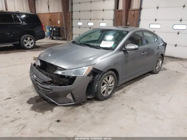 5NPD84LF1KH445063 2019 HYUNDAI ELANTRA - Image 2