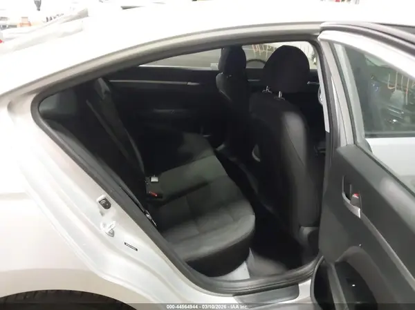 5NPD84LF1KH446276 2019 HYUNDAI ELANTRA - Image 8