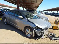 5NPD84LF1KH446438 2019 HYUNDAI ELANTRA