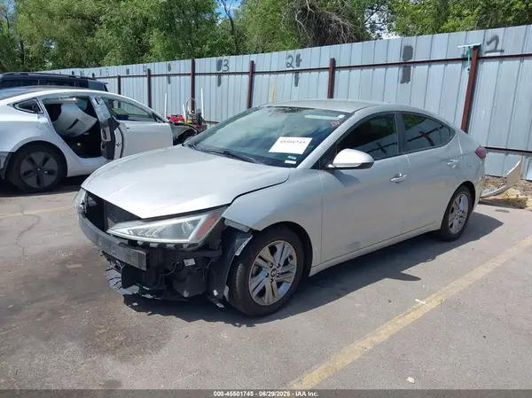 5NPD84LF1KH447122 2019 HYUNDAI ELANTRA - Image 2
