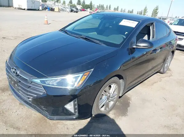 5NPD84LF1KH448156 2019 HYUNDAI ELANTRA - Image 2