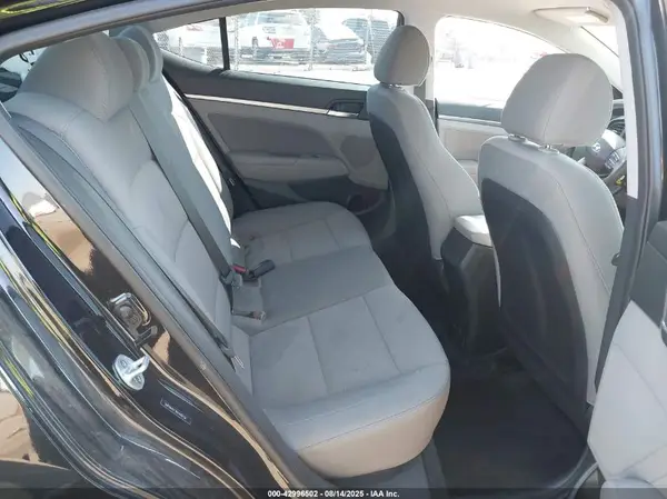 5NPD84LF1KH448156 2019 HYUNDAI ELANTRA - Image 8