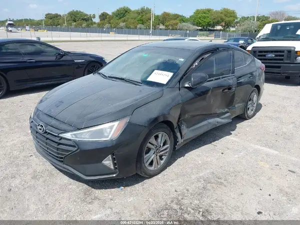 5NPD84LF1KH453423 2019 HYUNDAI ELANTRA - Image 2