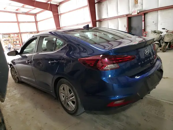 5NPD84LF1KH457682 2019 HYUNDAI ELANTRA - Image 2