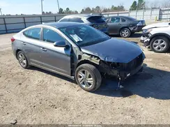 5NPD84LF1KH458041 2019 HYUNDAI ELANTRA